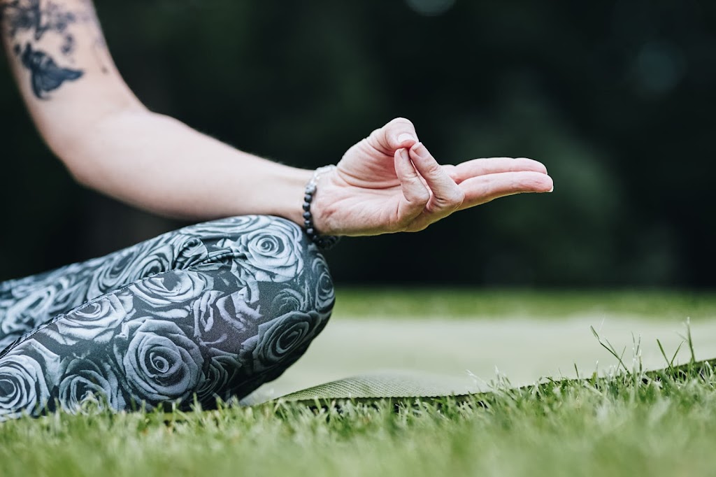 Centre Yoga Angel | 120 Rue Sylvain, Saint-Lambert-de-Lauzon, QC G0S 2W0, Canada | Phone: (418) 882-8033