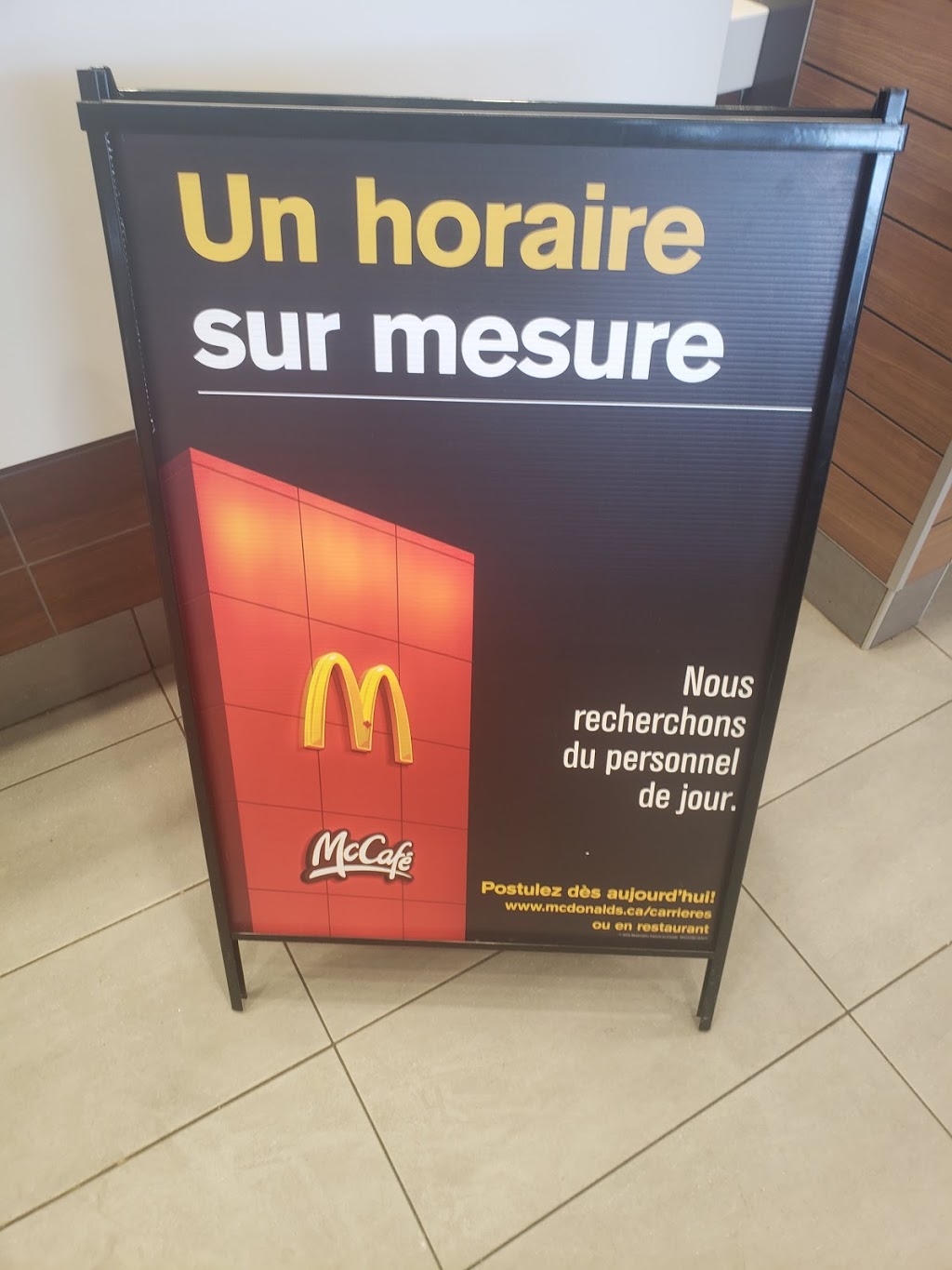 McDonalds | restaurant | 1280 Rue du Pont, Saint-Lambert-de-Lauzon, QC G0S 2W0, Canada | 4188898999 OR +1 418-889-8999