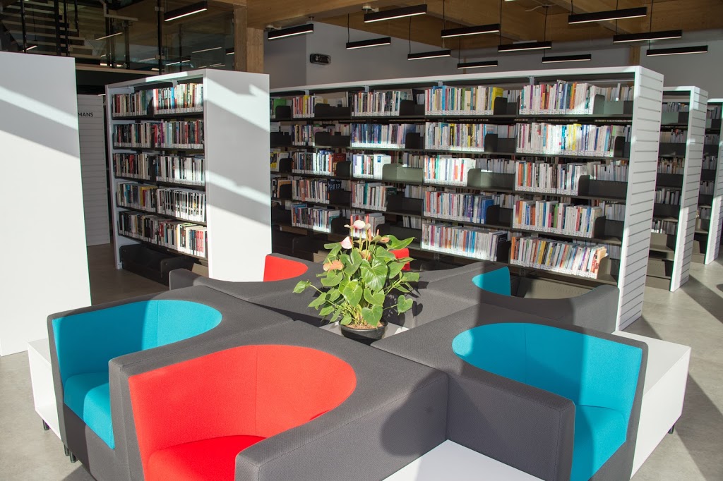 Bibliothèque Gaston-Miron | 83 Rue Saint Vincent, Sainte-Agathe-des-Monts, QC J8C 2A8, Canada | Phone: (819) 326-4595