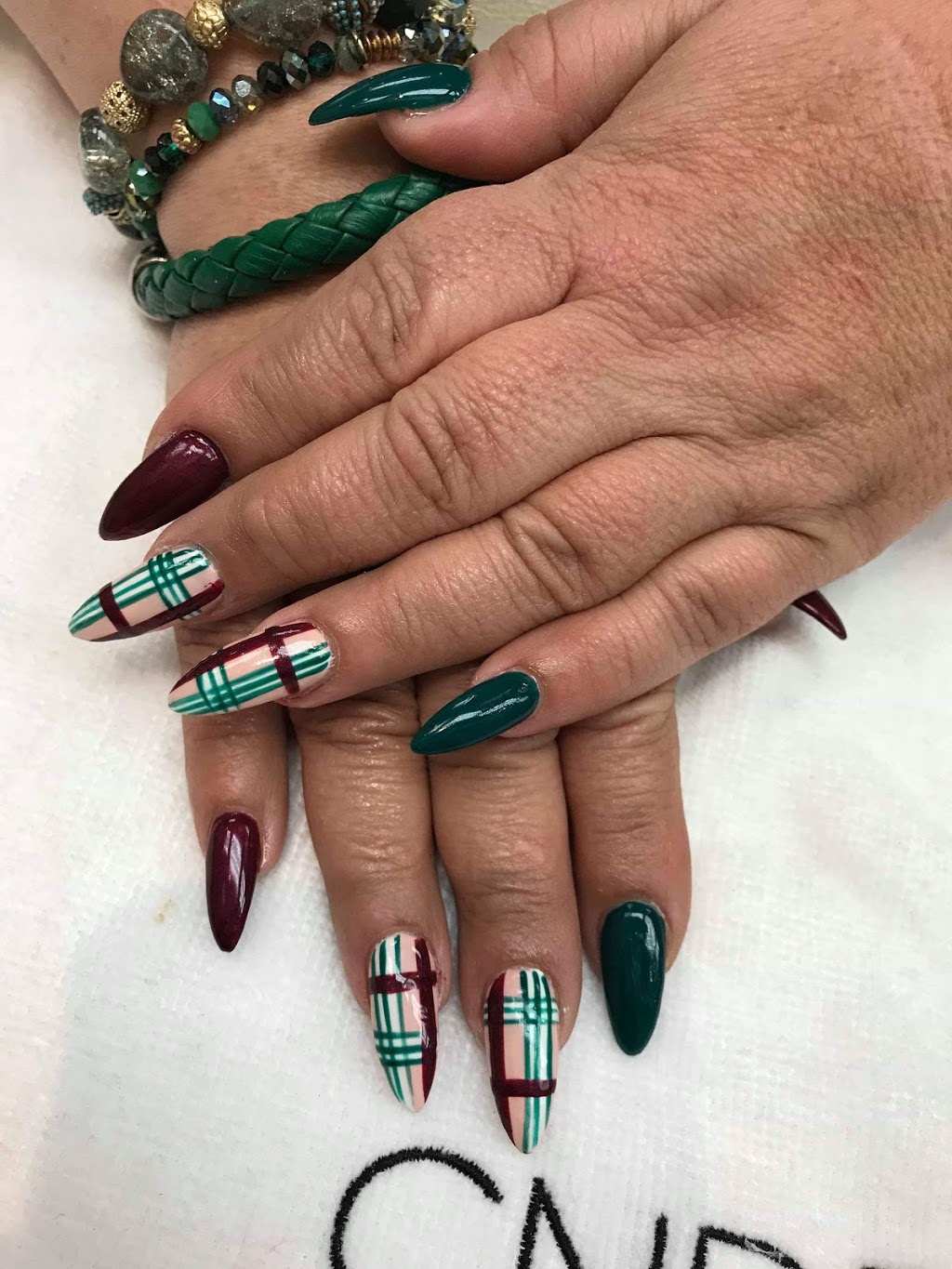 Akrilix Nails & Spa | 1355 Kingston Rd, Pickering, ON L1V 1B8, Canada | Phone: (905) 839-2100