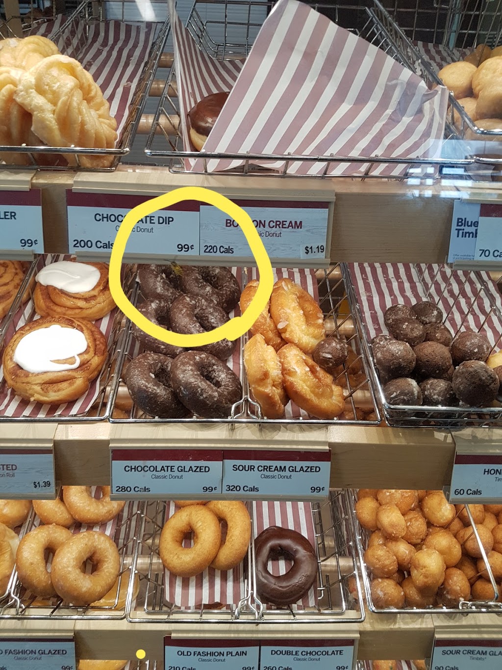 Tim Hortons | 5555 Eglinton Ave W, Etobicoke, ON M9C 5M1, Canada | Phone: (416) 626-0185