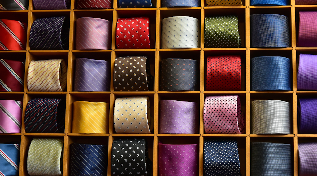 Textile Ouest-Est | 416 Rue Saint-Joseph, Lévis, QC G6V 1H1, Canada | Phone: (418) 838-0710
