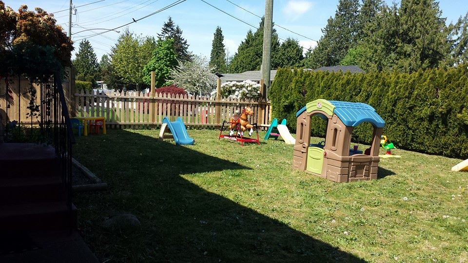 Kliezl and Friends Daycare | 13114 107 Ave, Surrey, BC V3T 2G3, Canada | Phone: (778) 251-7047