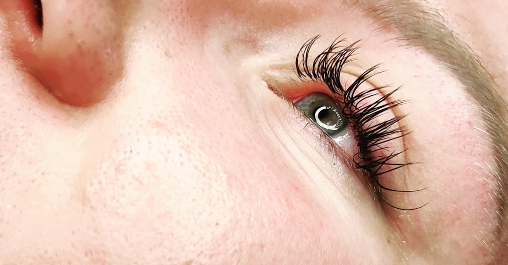 Olash Bar Eyelash Extensions | 43 Maple Ave N, Mississauga, ON L5H 2R9, Canada | Phone: (647) 774-7200