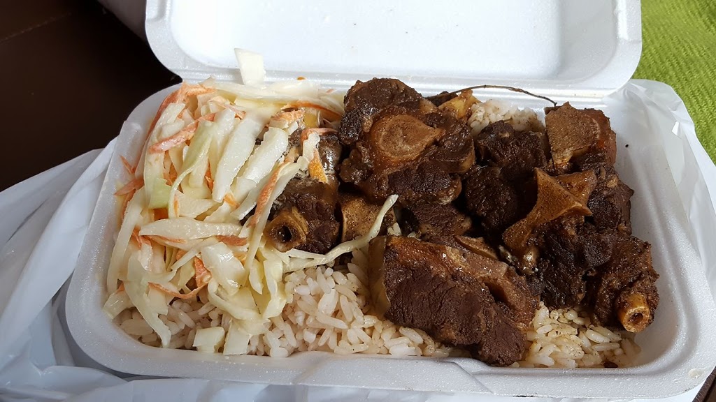 Winnies Jerk | 28 Bronte St N, Milton, ON L9T 2N5, Canada | Phone: (647) 781-9478