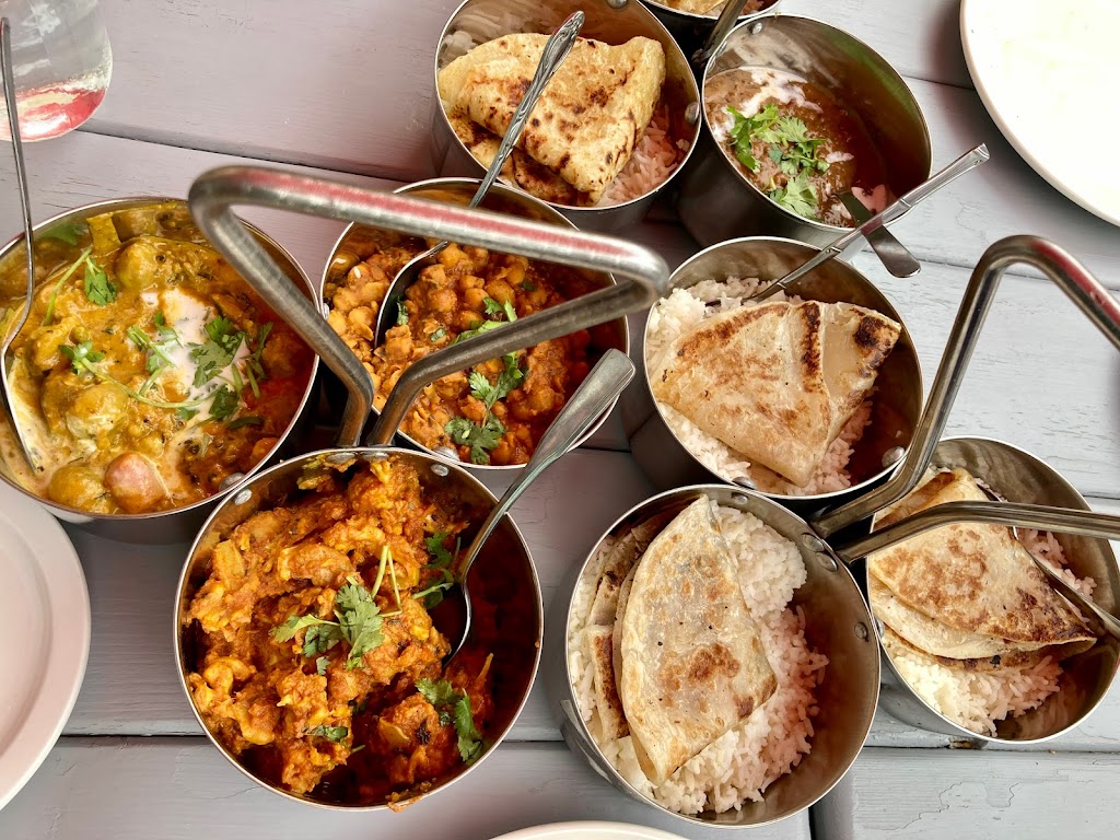 Lotus Indian Bistro | 69 Colborne St, Fenelon Falls, ON K0M 1N0, Canada | Phone: (705) 307-0325