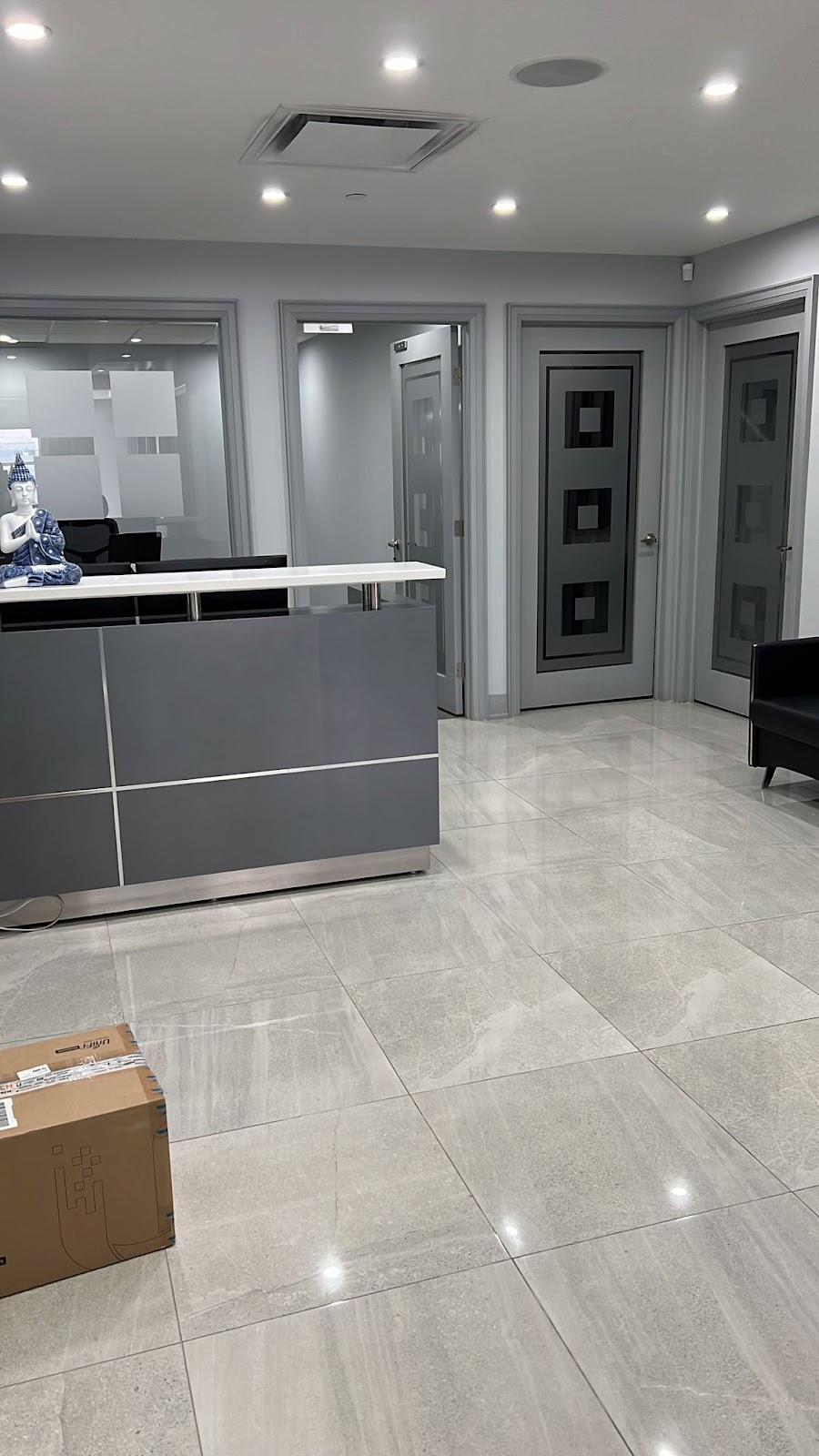 New Balance Immigration | 7015 Tranmere Dr Unit 8, Mississauga, ON L5S 1T7, Canada | Phone: (647) 534-3203