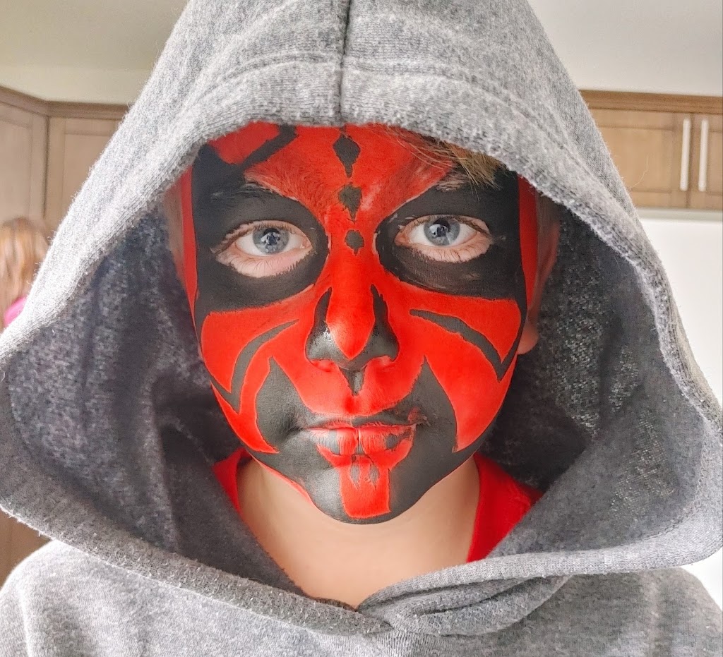 All That Glitters Face Painting, Lethbridge | Lynx Rd N, Lethbridge, AB T1H 6Z5, Canada | Phone: (403) 892-2113