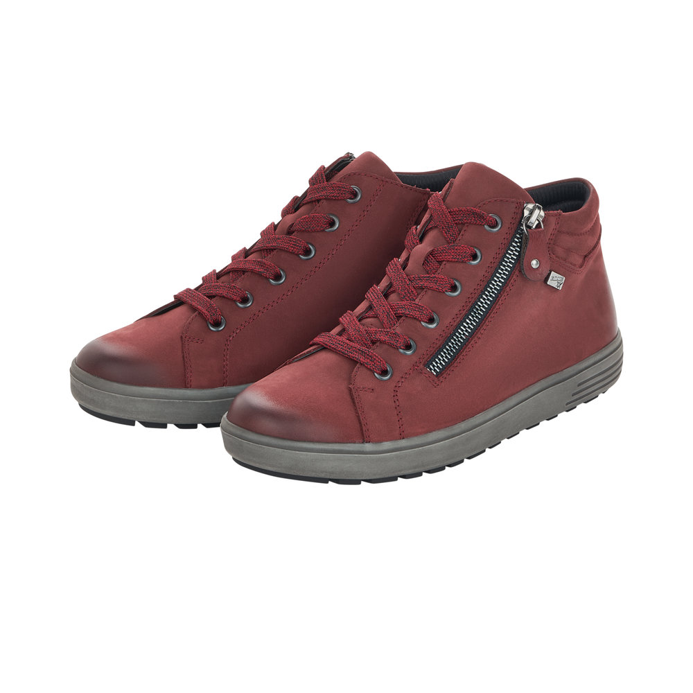 Smith’s Shoes Quality Service And Fit Since 1944 | 12 Beckwith St N, Smiths Falls, ON K7A 2B1, Canada | Phone: (613) 283-0577