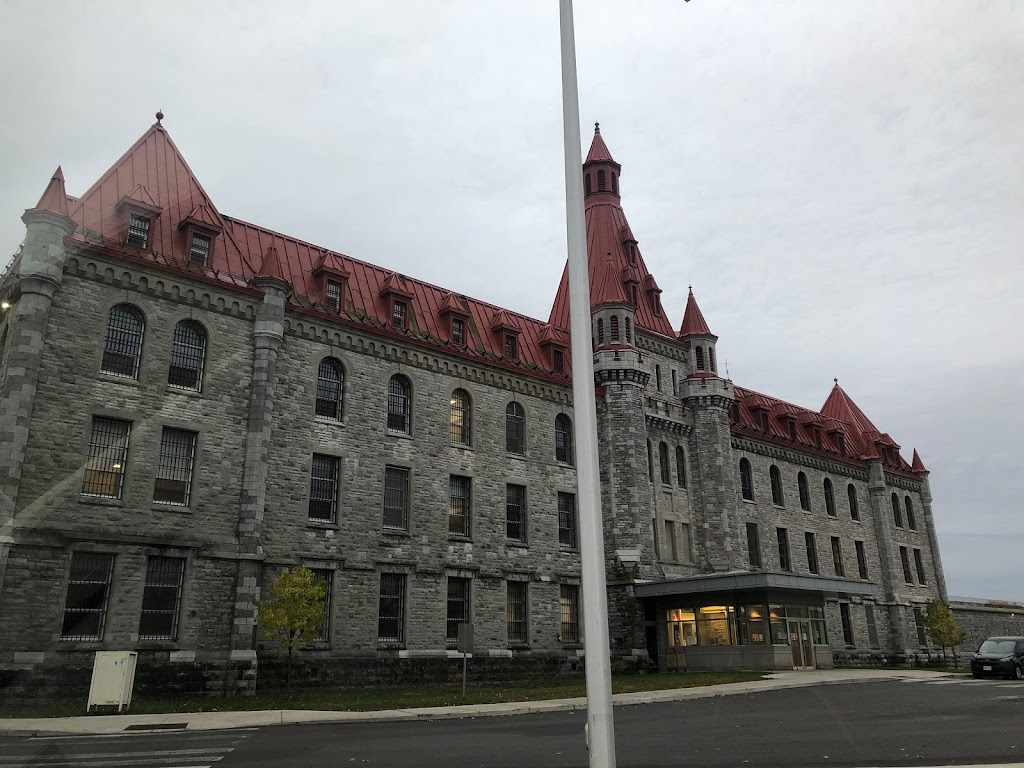 Collins Bay Institution | 1455 Bath Rd, Kingston, ON K7L 4V9, Canada | Phone: (613) 545-8598
