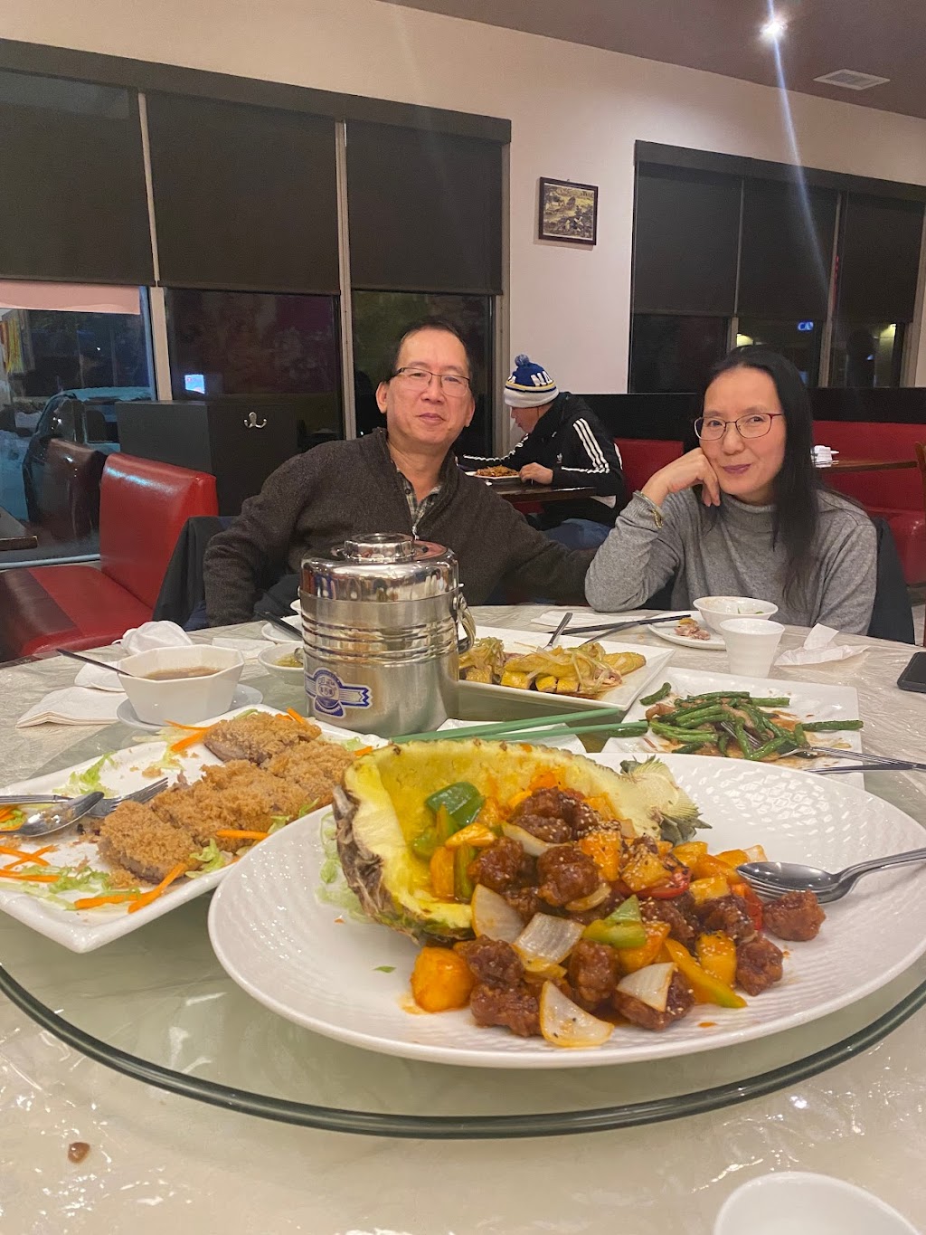 Bai Wei Edmonton Seafood Restaurant | 16049 97 St NW, Edmonton, AB T5X 6E4, Canada | Phone: (780) 457-8833