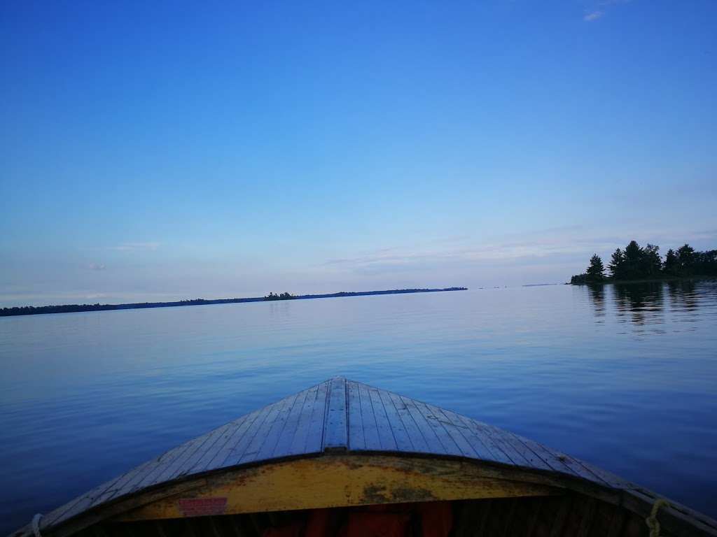 Oak Island Lodge | 73 St-Jean Rd, Verner, ON P0H 2M0, Canada | Phone: (705) 594-1921