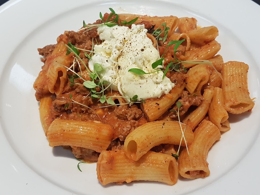 vivo ristorante & Bar windermere | 6143 Currents Dr NW, Edmonton, AB T6W 0L9, Canada | Phone: (780) 244-5920