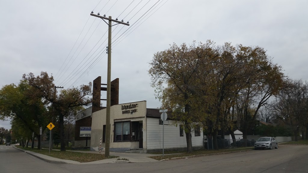 Windsor Barber Shop | 599 Archibald St, Winnipeg, MB R2J 0X8, Canada | Phone: (204) 795-5555