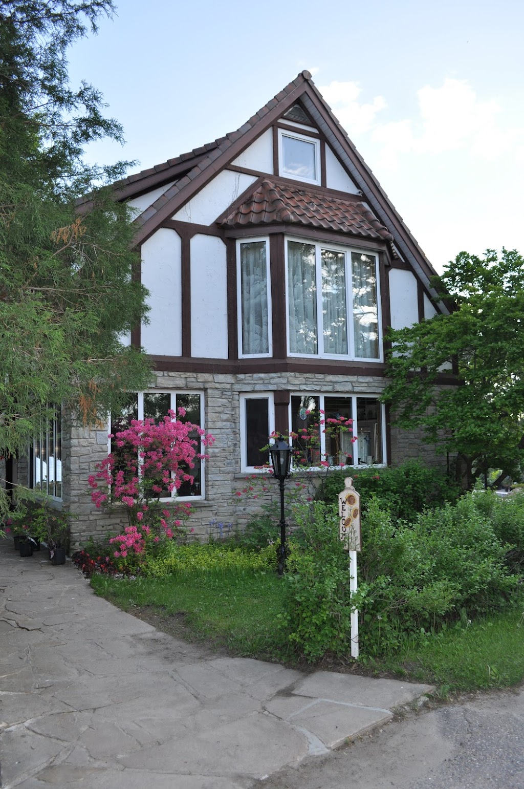 Gerbers B & B / Nursery | 764 Zadow Rd, Killaloe, ON K0J 2A0, Canada | Phone: (613) 625-2304