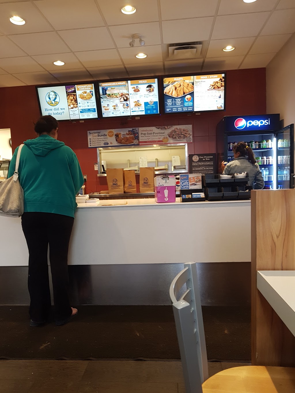 Mary Browns Chicken & Taters | 100 King St Unit 27, Spruce Grove, AB T7X 0J6, Canada | Phone: (780) 960-5030