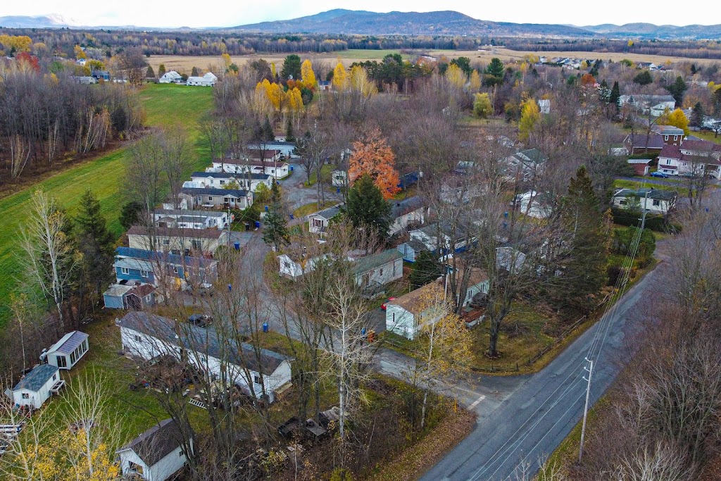 Multi Domaines inc Bromont | 4 Rue Gagné, Bromont, QC J2L 2Z1, Canada | Phone: (450) 312-3612