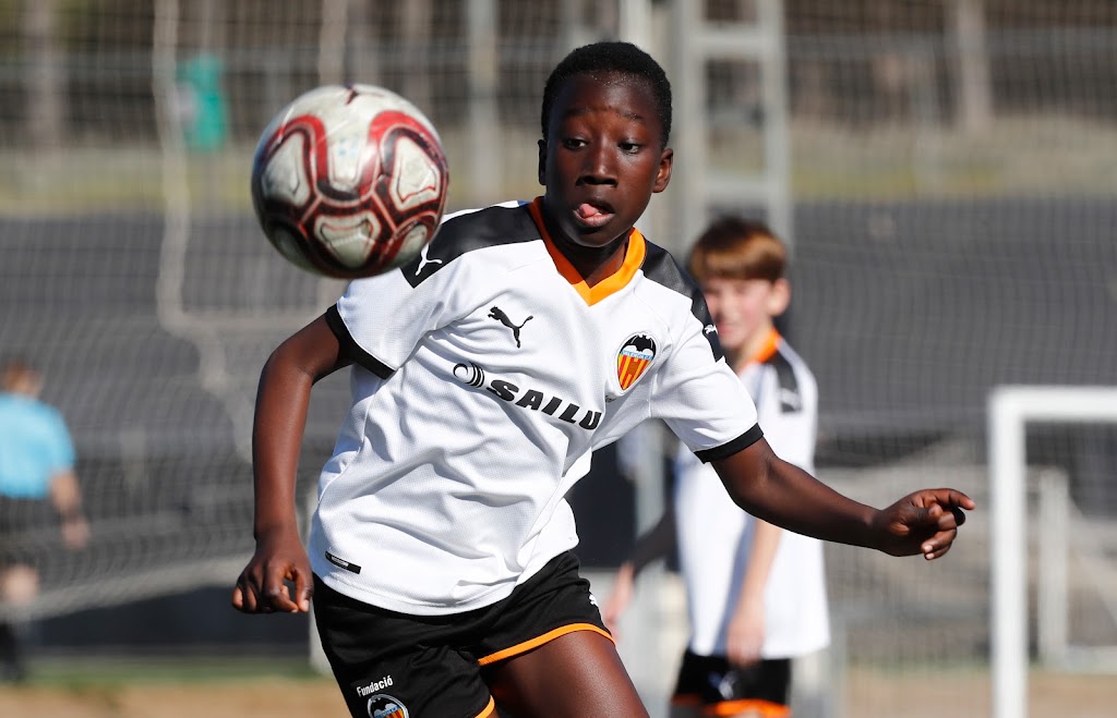 Valencia Cf Canada | 65b Rue Saint-Pierre, Rigaud, QC J0P 1P0, Canada | Phone: (514) 567-8282