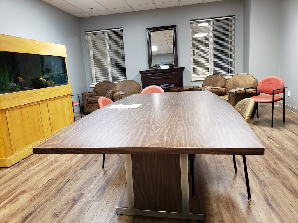 Midland Gardens Care Community | 130 Midland Ave, Scarborough, ON M1N 4B2, Canada | Phone: (416) 264-2301