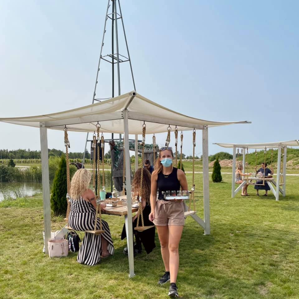 Shale Ridge Estate Winery | 9090 Widder Rd, Thedford, ON N0M 2N0, Canada | Phone: (519) 280-9752