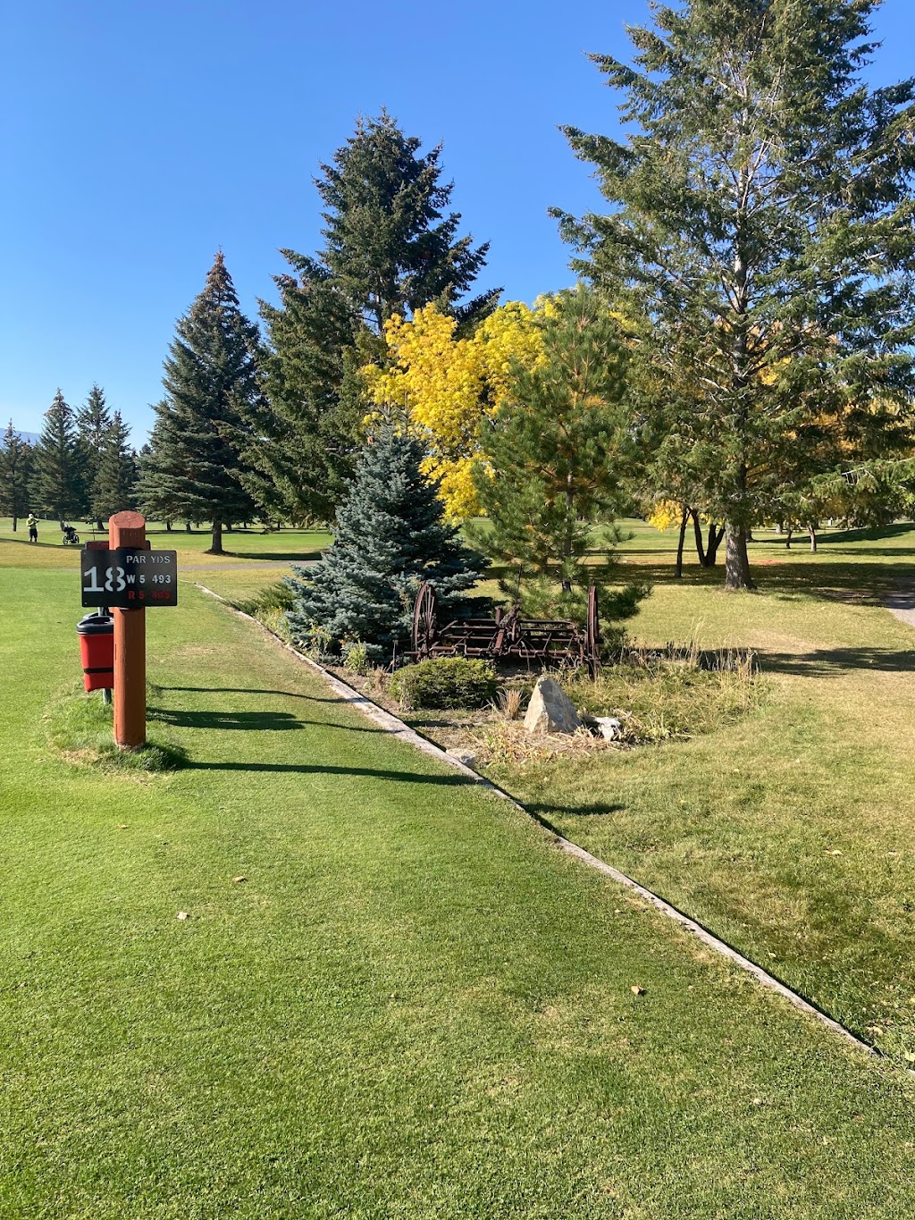 Windermere Valley Golf Course | 1881 Windermere Loop Rd, Windermere, BC V0B 2L2, Canada | Phone: (250) 342-3004