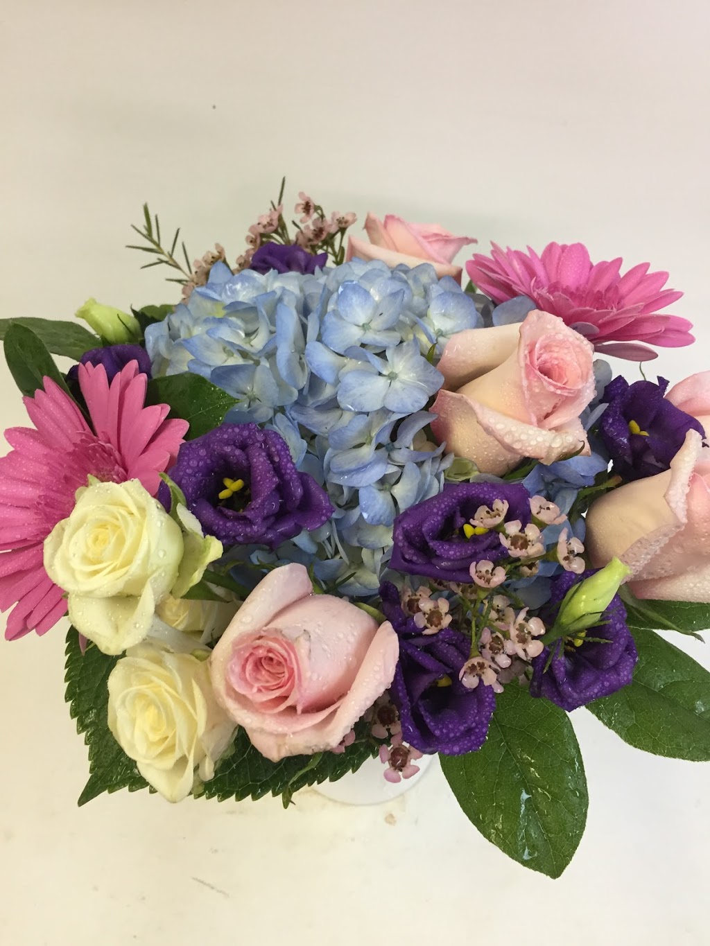 Marketplace Florist | 455 Hazeldean Rd, Kanata, ON K2L 1V1, Canada | Phone: (613) 831-4399