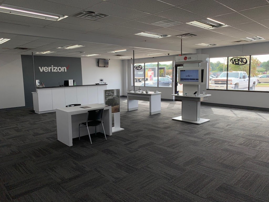 Verizon Authorized Retailer – GoWireless | 3220 Gratiot Blvd, Marysville, MI 48040, USA | Phone: (586) 255-0444
