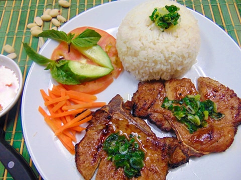 Pho X.O. | 6 Crowfoot Cir NW #109, Calgary, AB T3G 2T3, Canada | Phone: (403) 375-1190