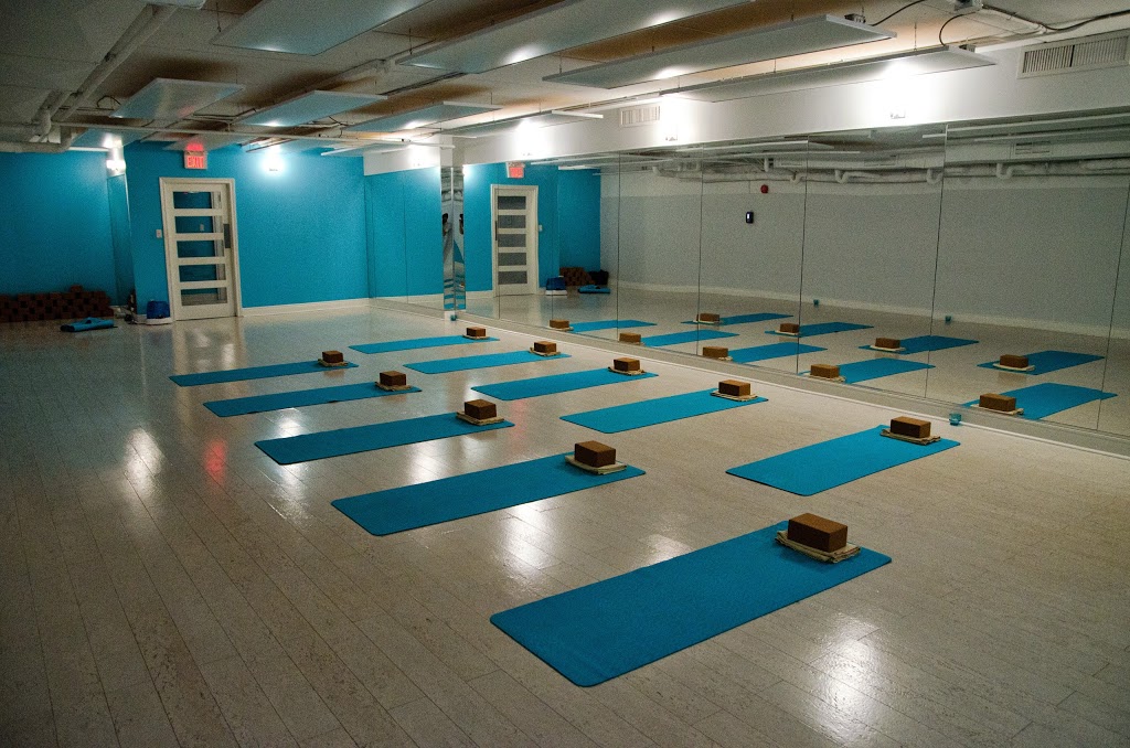 Modo Yoga | 1138 The Queensway, Etobicoke, ON M8Z 1P7, Canada | Phone: (416) 253-9642