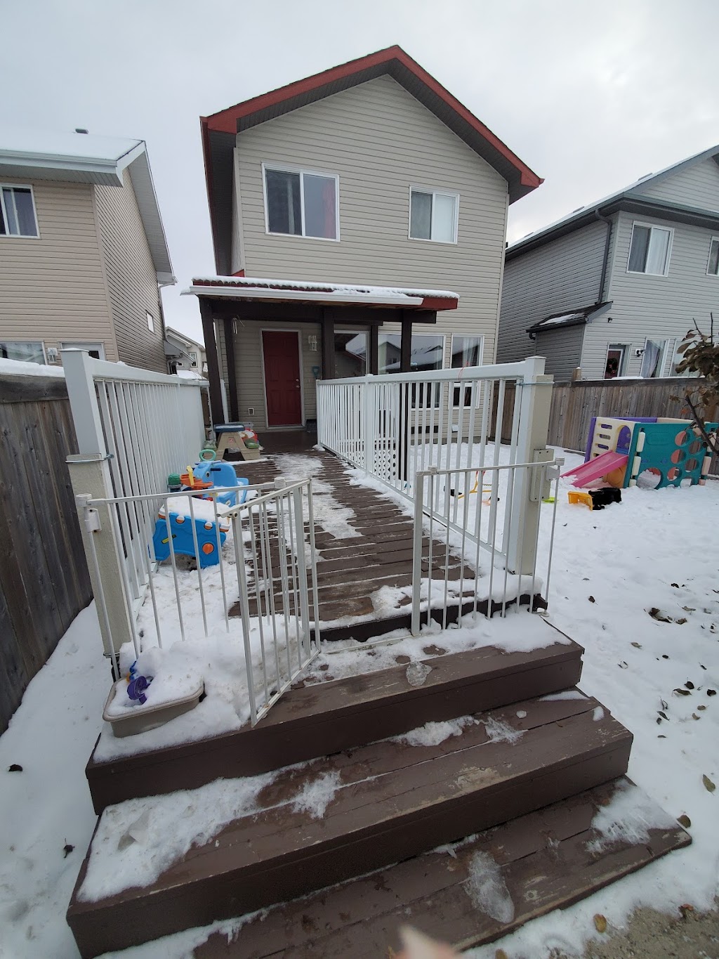 Ellys Private Dayhome | 21220 58 Ave NW, Edmonton, AB T6M 0H3, Canada | Phone: (780) 982-4140