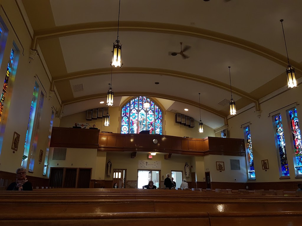 St Gertrudes Catholic Church | 690 King St E, Oshawa, ON L1H 1G5, Canada | Phone: (905) 433-0828