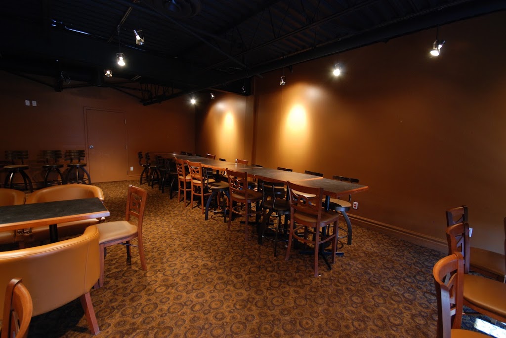 Salon de Quilles Grande-Allée | 1400 Grande Allée, Terrebonne, QC J6W 6B7, Canada | Phone: (450) 964-4141