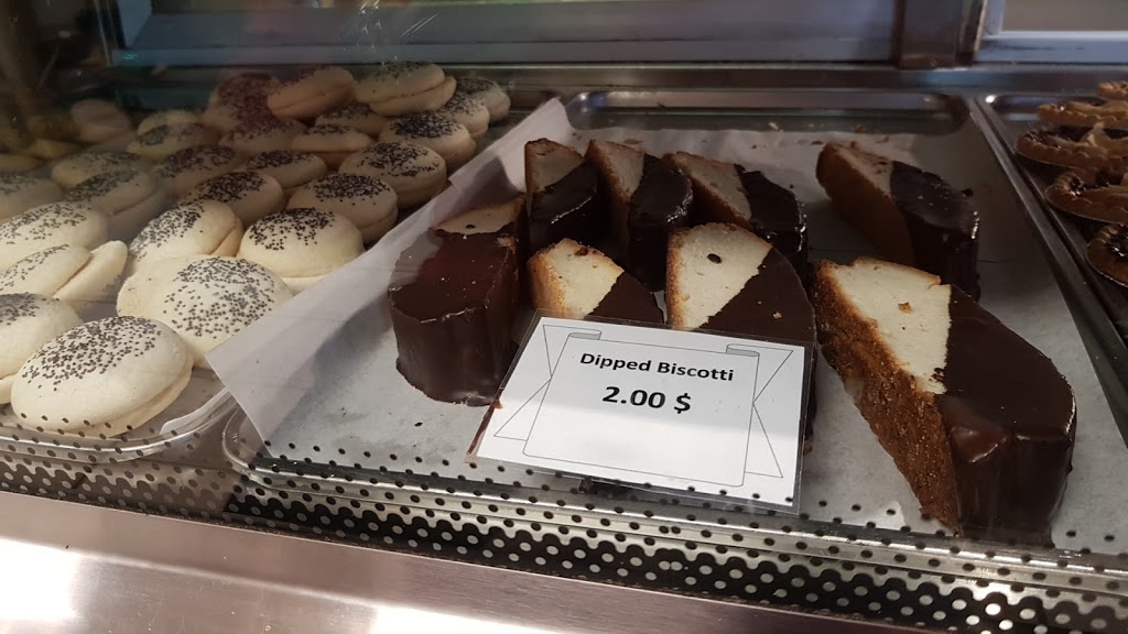 Westview Bakery | 2601 Westview Dr #788, North Vancouver, BC V7N 3X4, Canada | Phone: (604) 987-6937