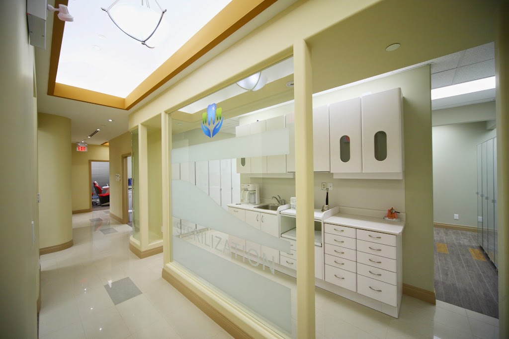 HK Dental Centre | 3190 Steeles Ave E #100, Markham, ON L3R 1G9, Canada | Phone: (905) 513-8388