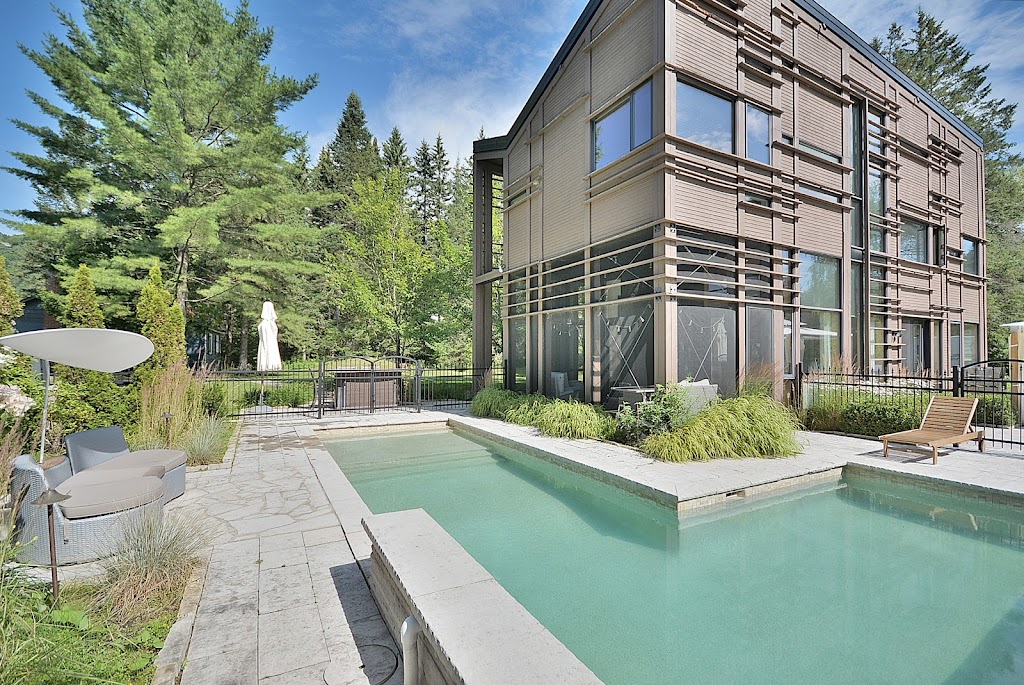 Ochalets | 419 Rue Principale, Saint-Sauveur, QC J0R 1R4, Canada | Phone: (450) 227-3535