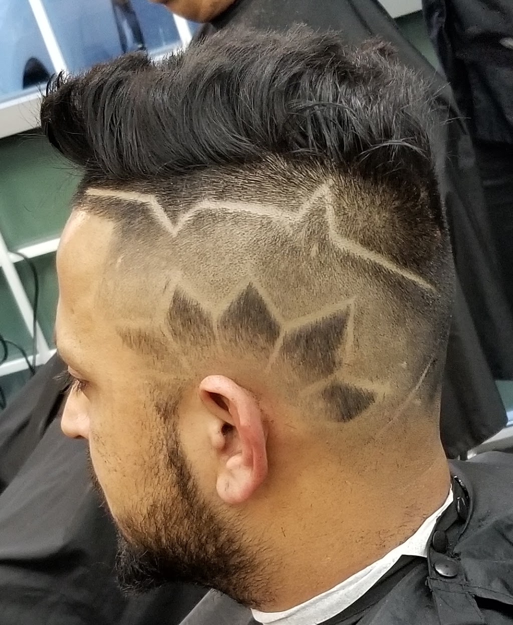 Fades n blades beauty studio | 17767 64 Ave, Surrey, BC V3S 1Z2, Canada | Phone: (604) 770-3870