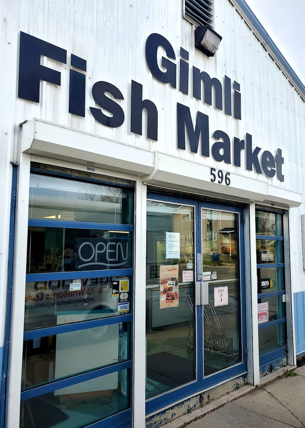 Gimli Fish Market | 596 Dufferin Ave., Winnipeg, MB R2W 2Y9, Canada | Phone: (204) 589-3474