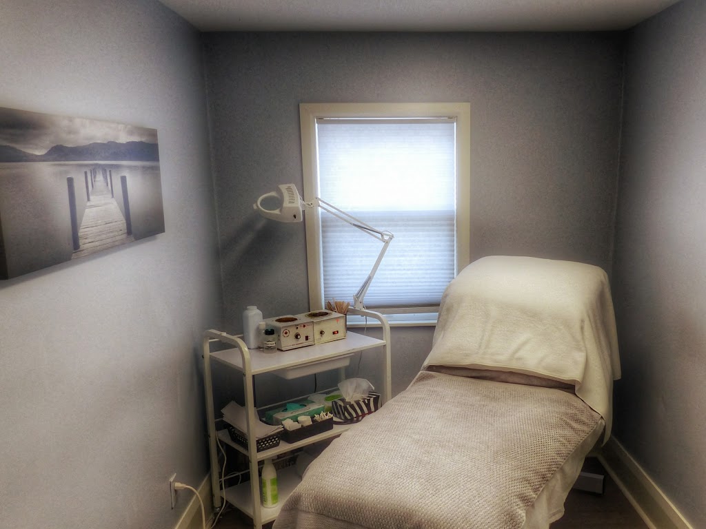 Julies Spa & Laser Ctr | 520 Guelph Line, Burlington, ON L7R 3M4, Canada | Phone: (905) 333-0880