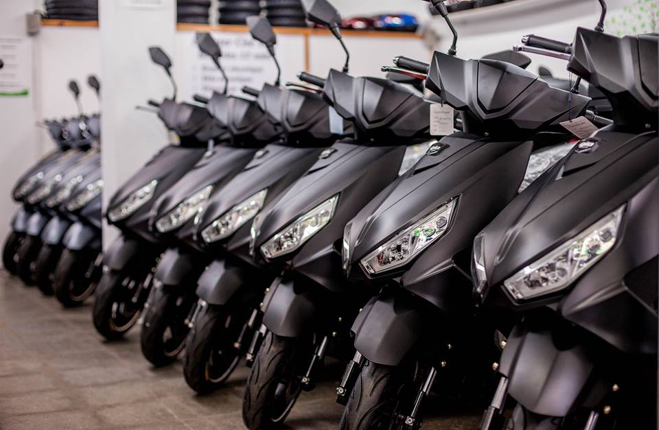 Scooter Cité Vert - Scooter électrique & vélo électrique | 5769 Boulevard Monk, Montréal, QC H4E 3H2, Canada | Phone: (514) 932-6293