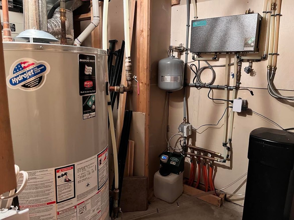 Water Heater Pro | 4303 69 St NW, Calgary, AB T3B 2K2, Canada | Phone: (403) 333-0630