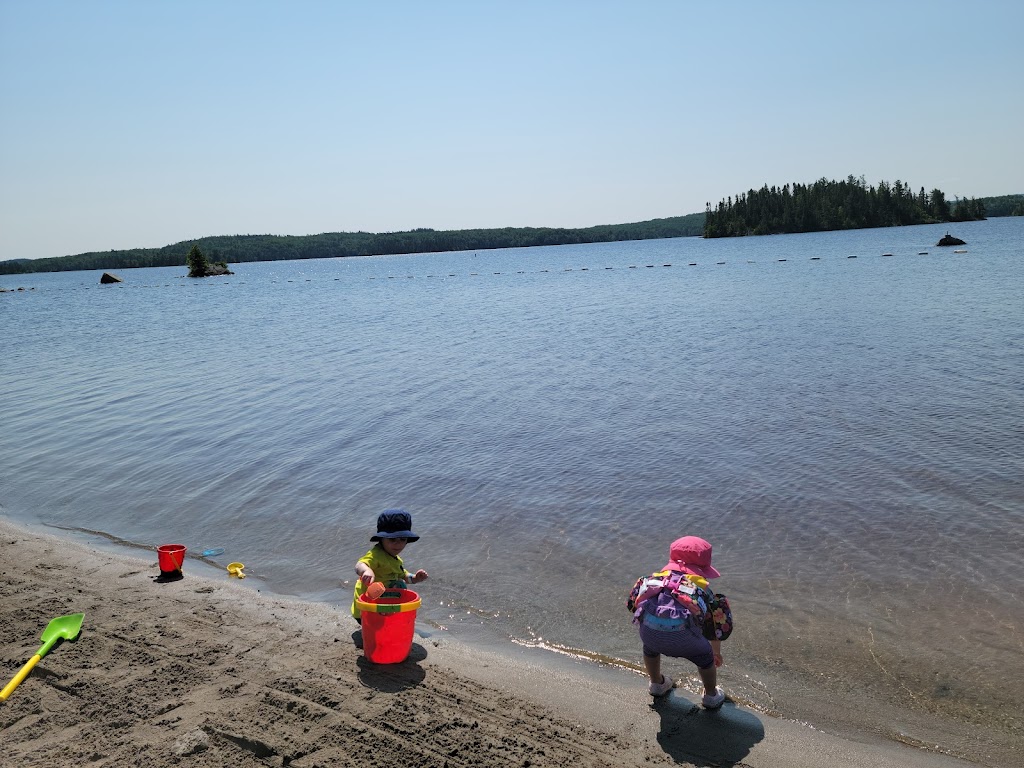 Camping Jonquière | 3553 Rue Saint-Dominique, Lac-Kénogami, QC G7X 7V6, Canada | Phone: (418) 542-0176