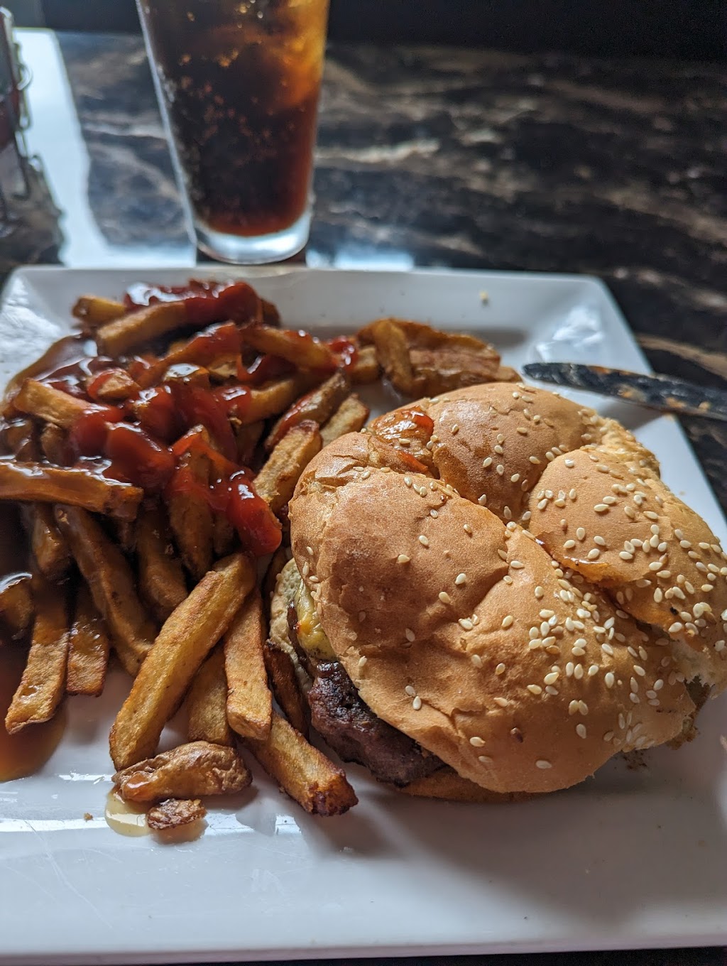 Tiger Chicken & Ribs | 68 Front St, Trenton, ON K8V 4N4, Canada | Phone: (613) 392-3202