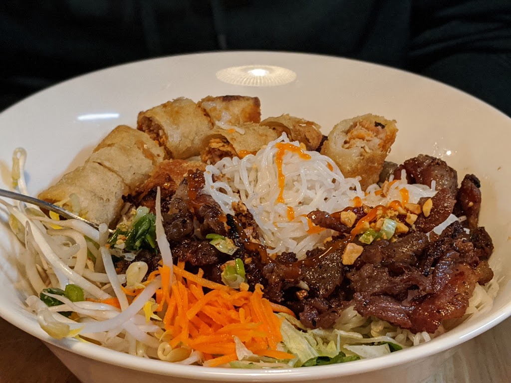 Ba Miền Quán | 1915 31 St SE, Calgary, AB T2B 0S8, Canada | Phone: (587) 353-6868