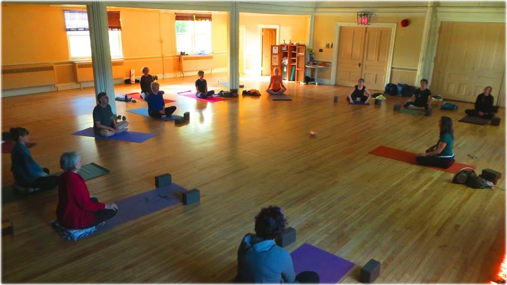 Yogaheart | 61 Dundas St, Dartmouth, NS B2Y 4H5, Canada | Phone: (902) 229-9642