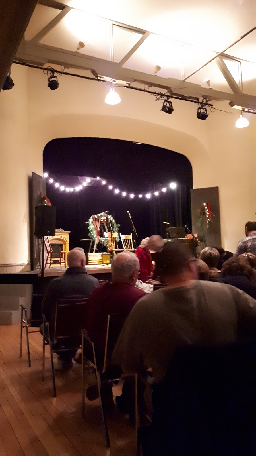 Old Town Hall Association | 76 Main St S, Waterford, ON N0E 1Y0, Canada | Phone: (519) 443-0113