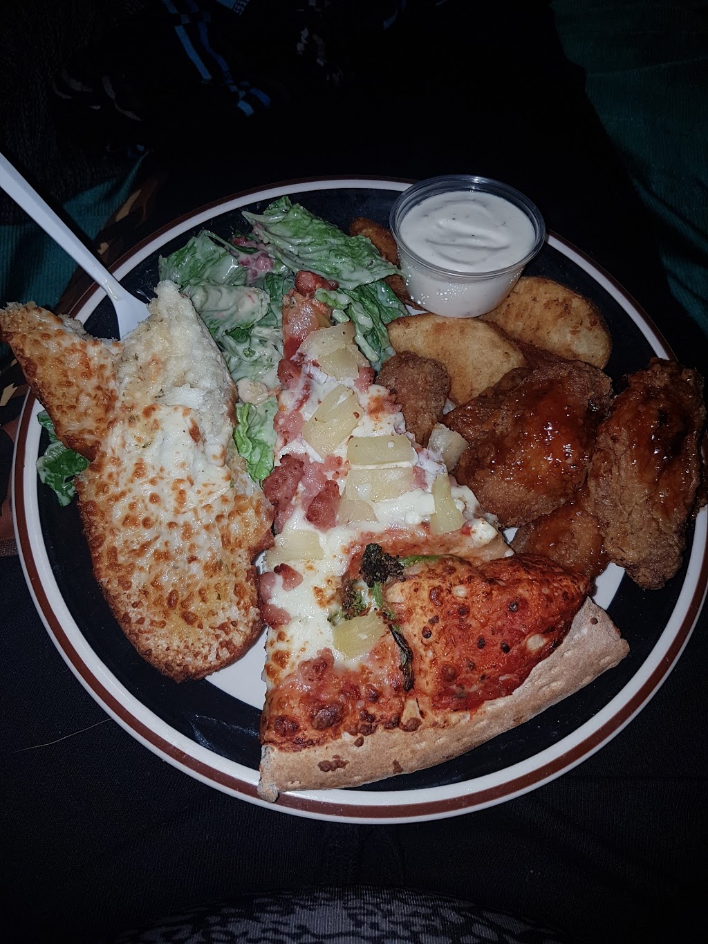 Pyramid Pizza | 1095 Weber St E, Kitchener, ON N2A 1B7, Canada | Phone: (519) 896-1818