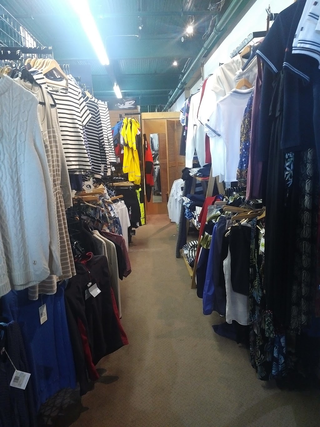 Boathouse | 724 Bd Montréal-Toronto, Dorval, QC H9S 1A1, Canada | Phone: (514) 631-8503