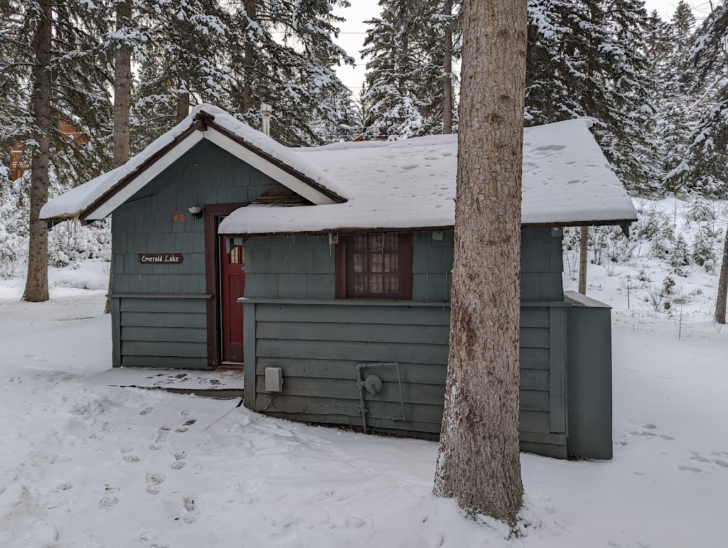 Rundle Chalet | 1100 Harvie Heights Rd, Harvie Heights, AB T1W 2W2, Canada | Phone: (403) 456-7686