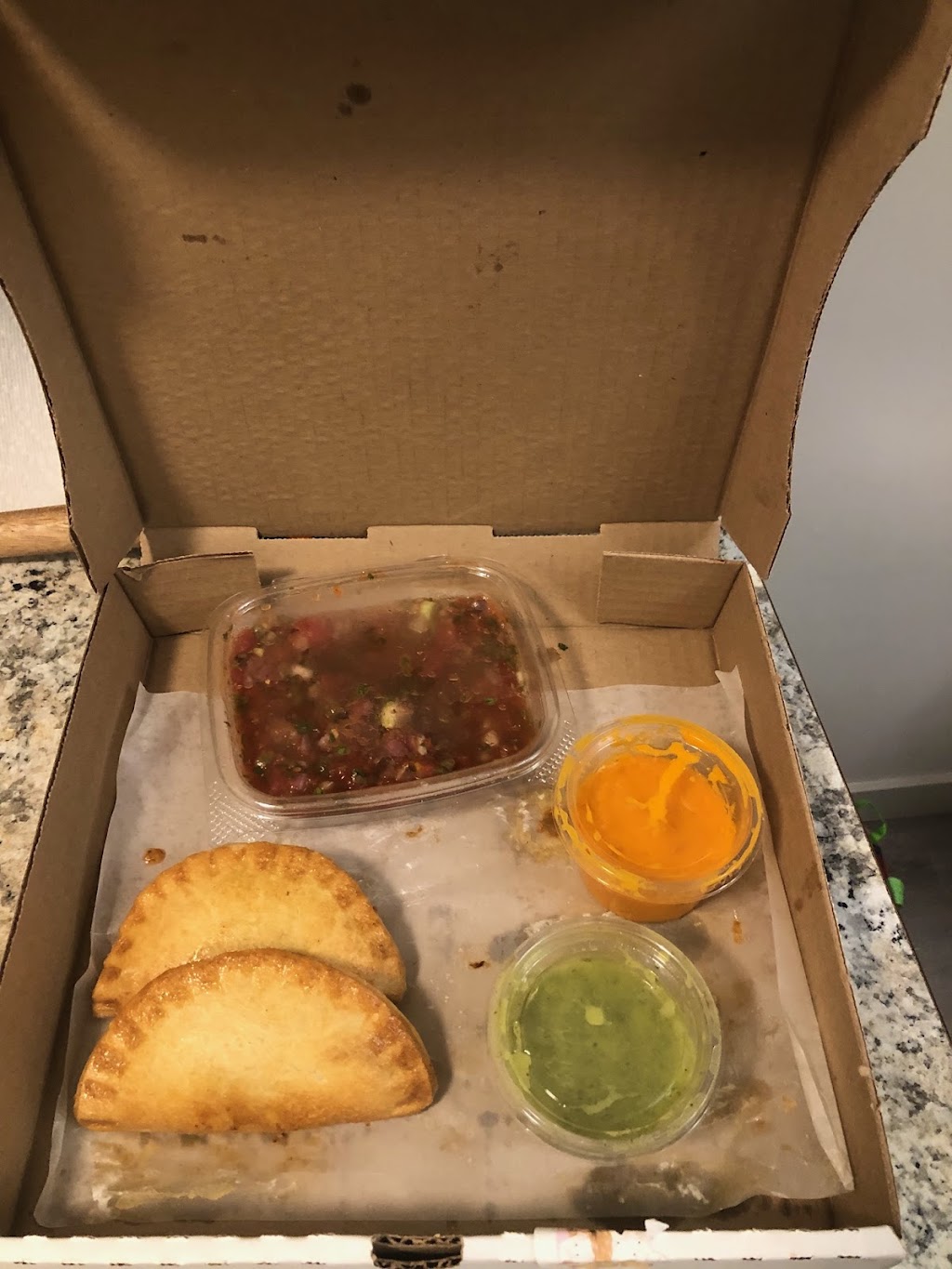 Empanada Gal | 800 20th St, New Westminster, BC V3M 4W6, Canada | Phone: (778) 322-7835
