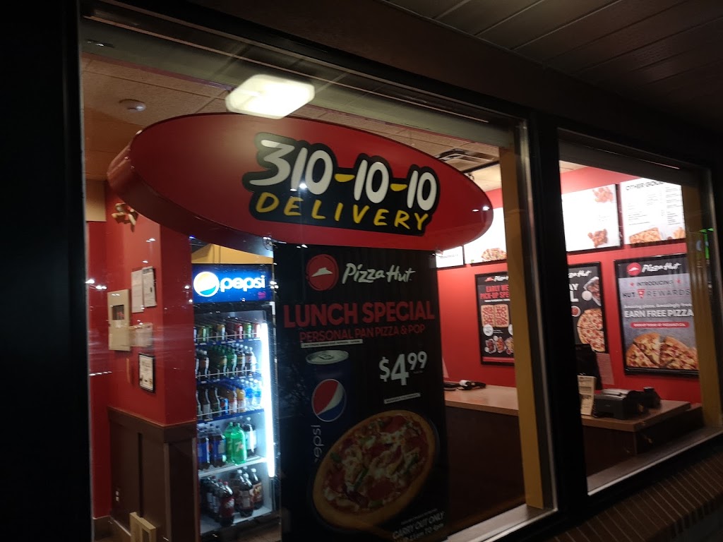 Pizza Hut | 32700 S Fraser Way #200, Abbotsford, BC V2T 4M5, Canada | Phone: (604) 557-0868